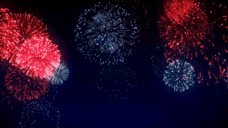 animación con deseos durante las celebraciones de Nochevieja 2025