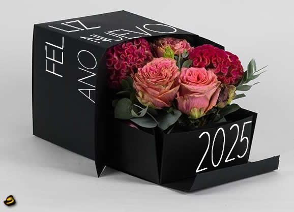 Imagen con rosas rojas para saludos románticos de feliz año nuevo
